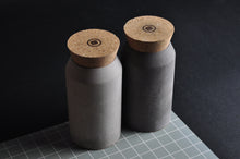 Kép betöltése a galériamegjelenítőbe: Pillar fűszertartó