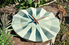 Load image into Gallery viewer, 01 Polygon - concrete wall clock