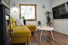 Kép betöltése a galériamegjelenítőbe: Concrete table, beton asztal, terrazzo asztal, besignbeton