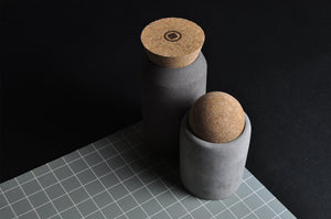 Pillar spice holder