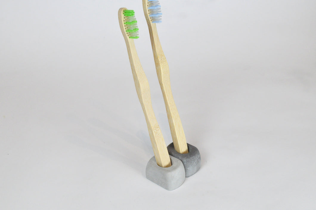 Wave - concrete toothbrush holders