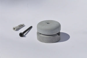 Concrete cable clamp
