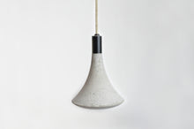 Load image into Gallery viewer, Blump - concrete lamp
